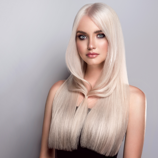 Be That Girl: Stand Out, Shine, Be Bold, Be Blonde (Even if Just for a Summer)