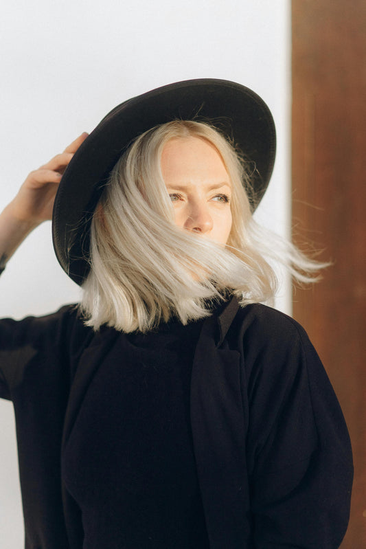 How to Transition to Blonde Hair Without Sacrificing Hair Health